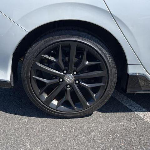 Photo of 2021 Platinum White Pearl Honda Civic