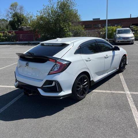 Photo of 2021 Platinum White Pearl Honda Civic