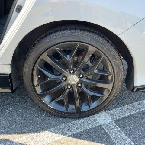 Photo of 2021 Platinum White Pearl Honda Civic