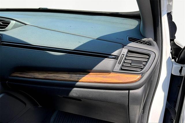Photo of 2020 Platinum White Pearl Honda CR-V