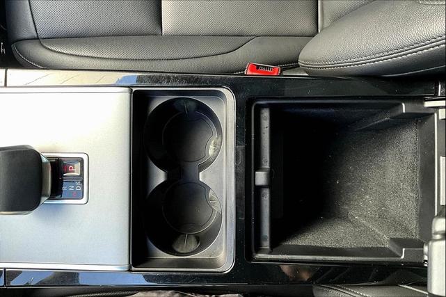 Photo of 2024 Eiger Gray Metallic Land Rover Range Rover Evoque