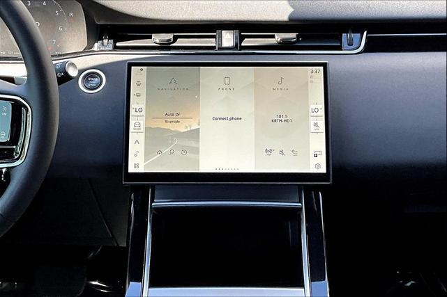 Photo of 2024 Eiger Gray Metallic Land Rover Range Rover Evoque