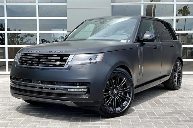 Photo of 2025 Obsidian Black SV Bespoke Ultra Metallic Satin Land Rover Range Rover