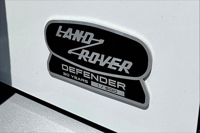 Photo of 2023 Fuji White Land Rover Defender
