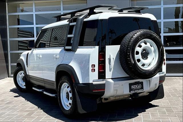 Photo of 2023 Fuji White Land Rover Defender