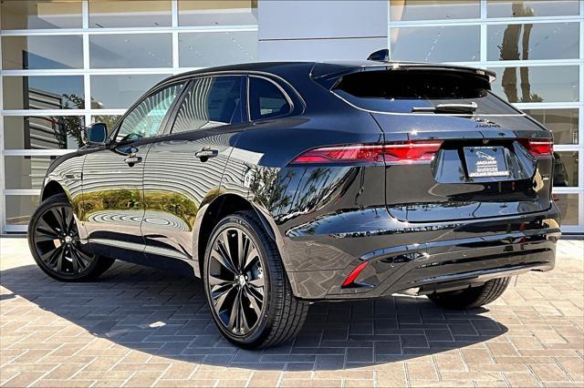 Photo of 2026 Santorini Black Jaguar F-PACE