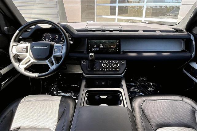 Photo of 2024 Eiger Gray Metallic Land Rover Defender