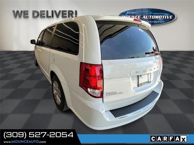 Photo of 2018 White Knuckle Clearcoat Dodge Grand Caravan
