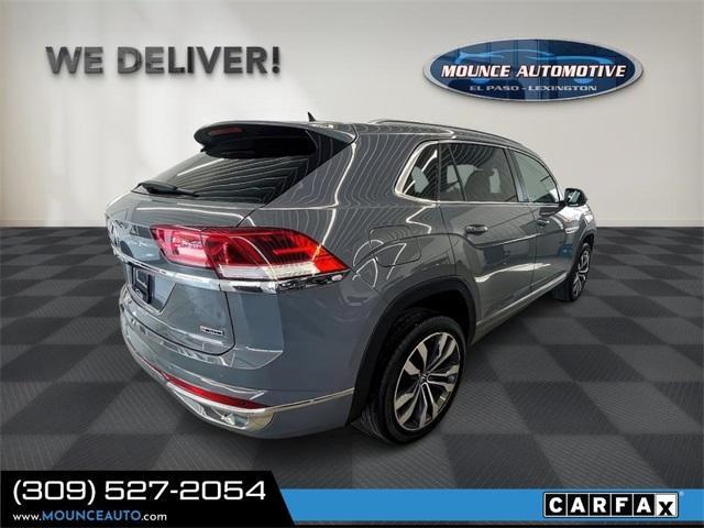 Photo of 2021 Pure Gray Volkswagen Atlas Cross Sport