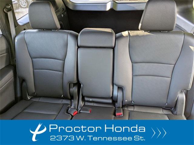 Photo of 2023 Platinum White Pearl Honda Passport