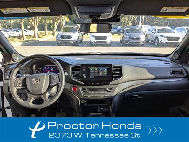 Photo of 2023 Platinum White Pearl Honda Passport