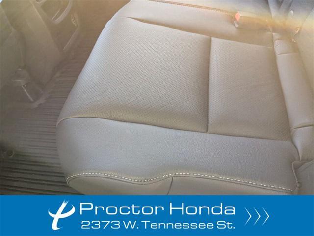 Photo of 2023 Platinum White Pearl Honda Passport