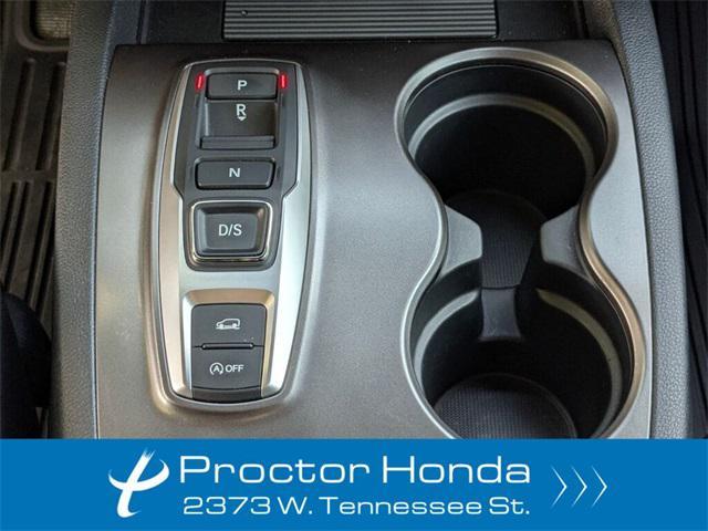 Photo of 2023 Platinum White Pearl Honda Passport