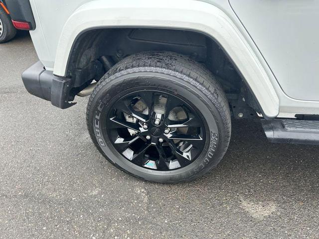 Photo of 2022 Bright White Clearcoat Jeep Wrangler Unlimited 4xe