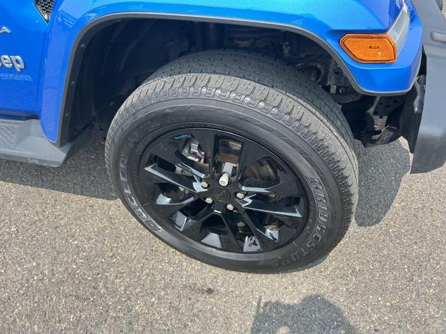 Photo of 2022 Hydro Blue Pearlcoat Jeep Wrangler Unlimited 4xe