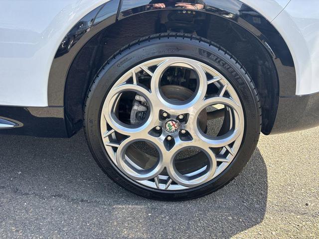 Photo of 2024 Alfa White Alfa Romeo Tonale