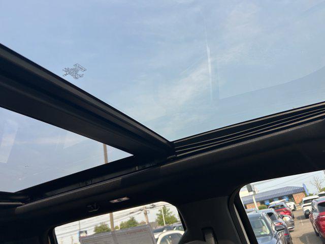 Photo of 2023 STAR WHITE Ford F-150