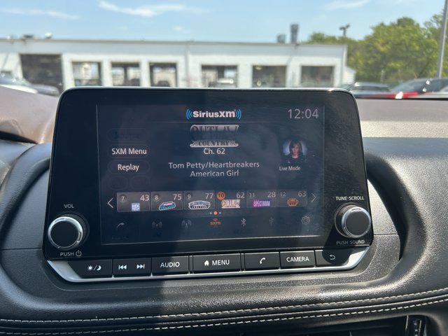Photo of 2022 Caspian Blue Metallic Nissan Rogue