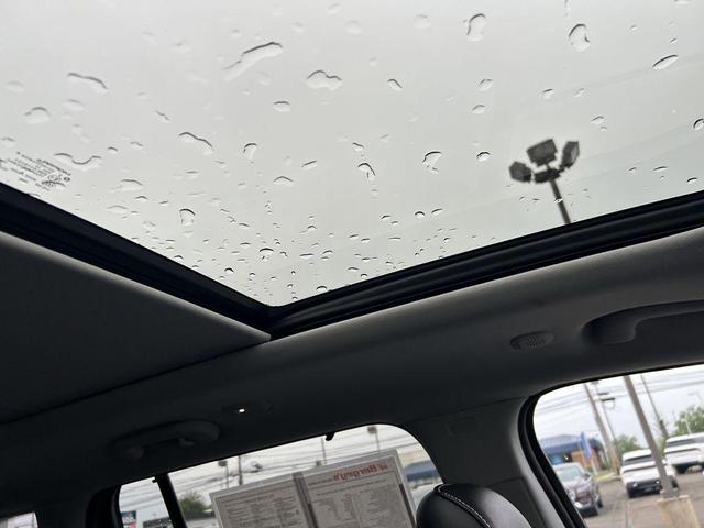 Photo of 2023 Bright White Clearcoat Jeep Grand Cherokee 4xe