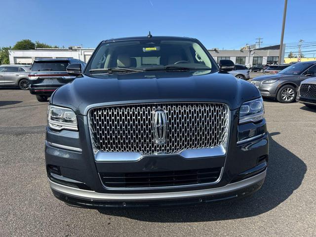 Photo of 2024 Blue Metallic Lincoln Navigator