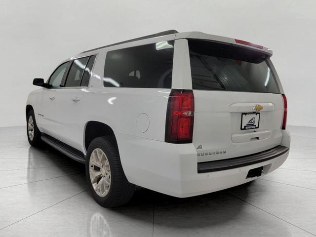 Photo of 2019 Summit White Chevrolet Suburban