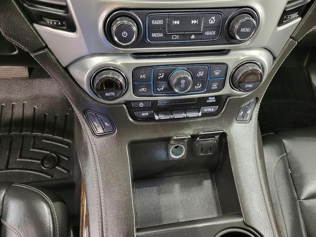 Photo of 2019 Summit White Chevrolet Suburban