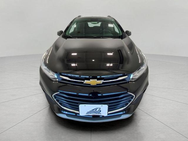 Photo of 2022 Mosaic Black Metallic Chevrolet Trax