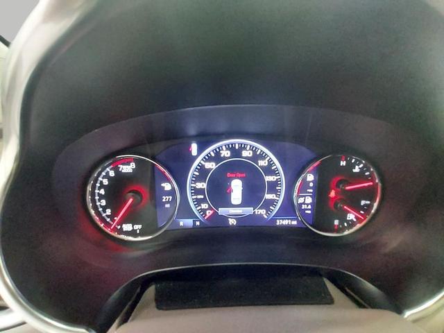 Photo of 2024 Summit White Chevrolet Malibu