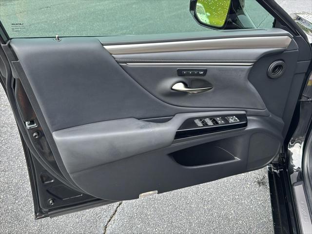 Photo of 2024 Caviar Lexus ES 350