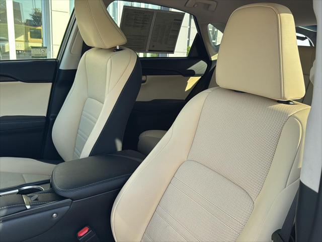 Photo of 2020 Eminent White Pearl Lexus NX 300h