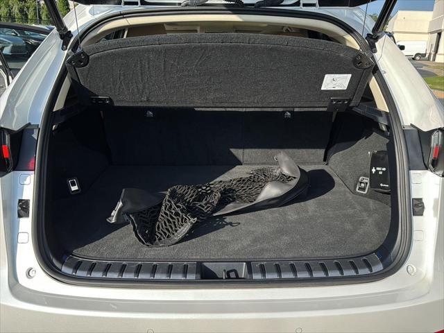 Photo of 2020 Eminent White Pearl Lexus NX 300h