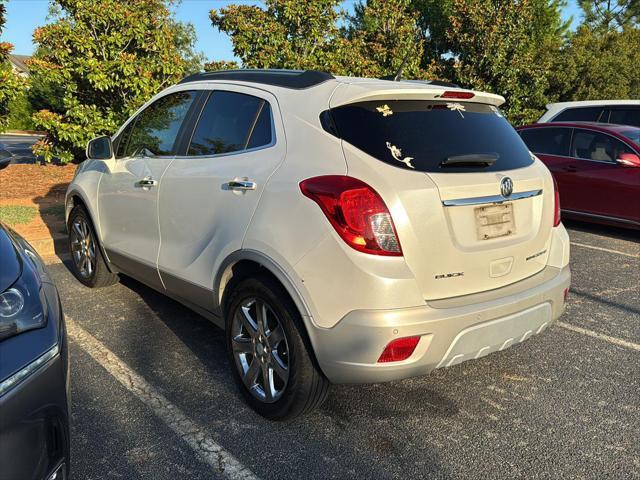 Photo of 2013 White Pearl Tricoat Buick Encore