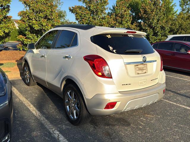 Photo of 2013 White Pearl Tricoat Buick Encore