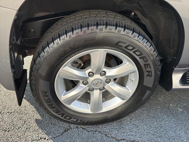 Photo of 2010 GRAY Lexus GX 460