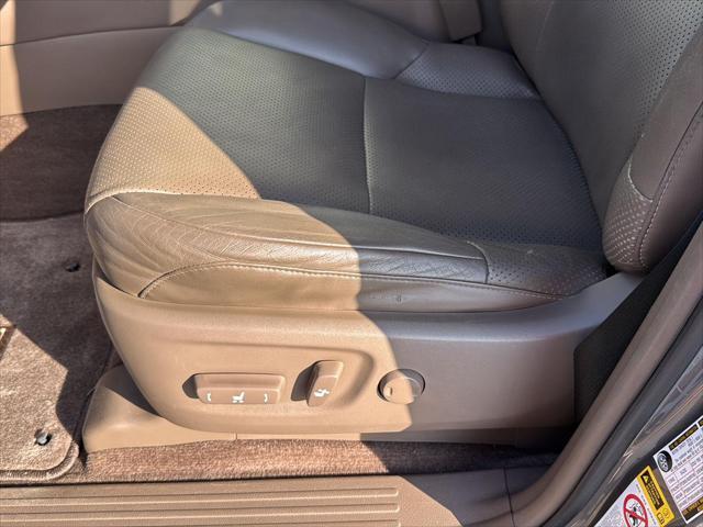 Photo of 2010 GRAY Lexus GX 460
