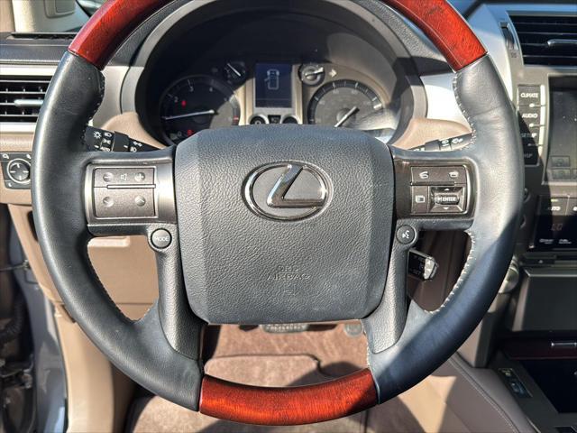 Photo of 2010 GRAY Lexus GX 460
