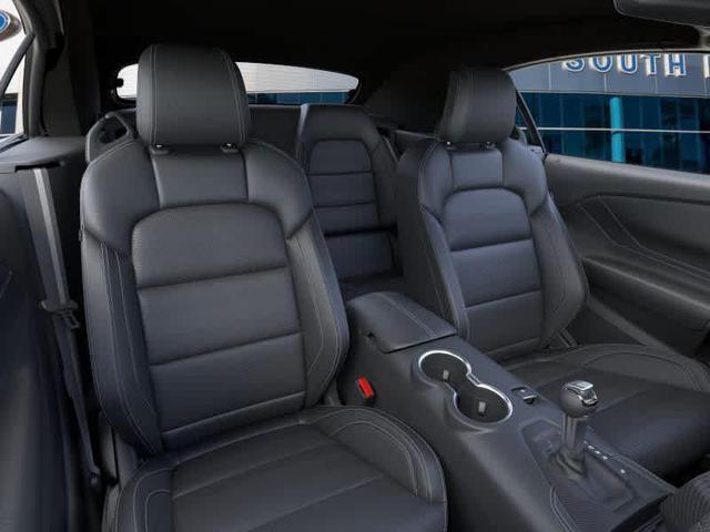 Photo of 2025 Iconic Silver Metallic Ford Mustang