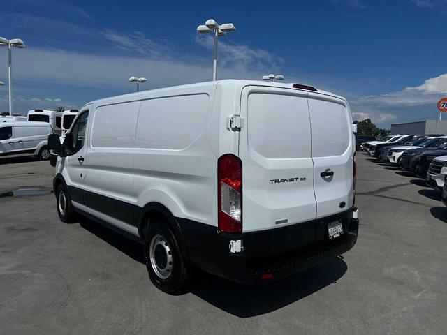 Photo of 2022 Oxford White Ford Transit-150