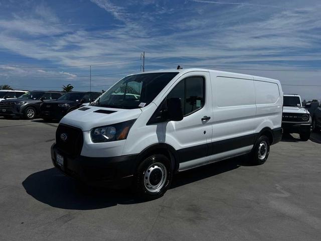 Photo of 2022 Oxford White Ford Transit-150