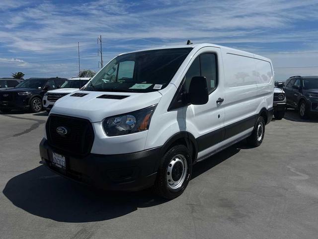 Photo of 2022 Oxford White Ford Transit-150