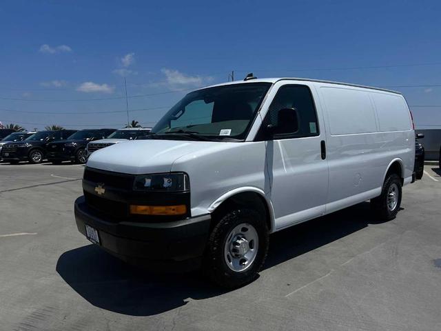 2022 Chevrolet Express 3500