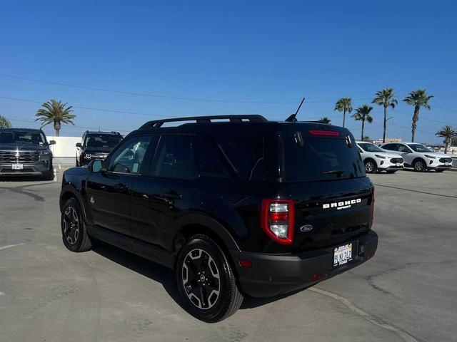 Photo of 2024 Shadow Black Ford Bronco Sport