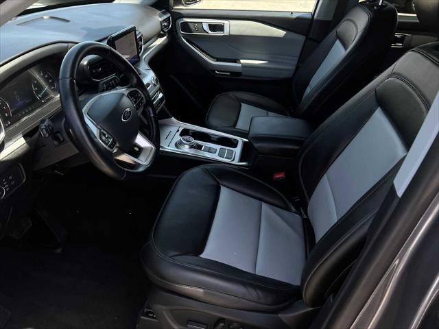 Photo of 2022 Carbonized Gray Metallic Ford Explorer