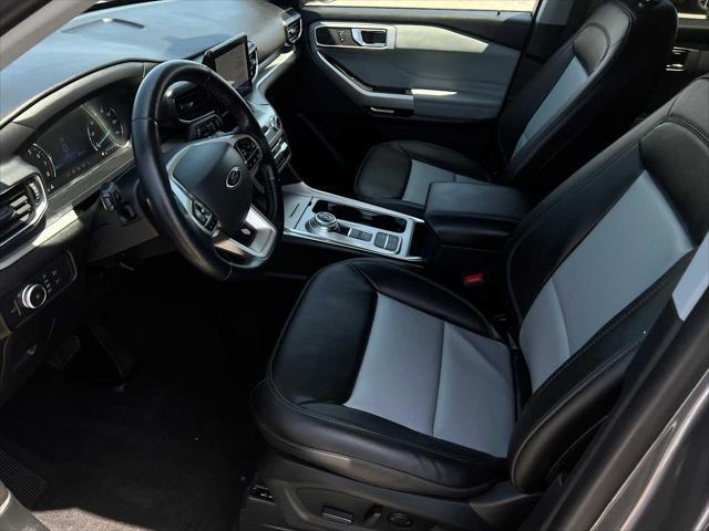 Photo of 2022 Carbonized Gray Metallic Ford Explorer