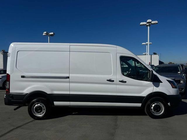 Photo of 2024 Oxford White Ford Transit-150