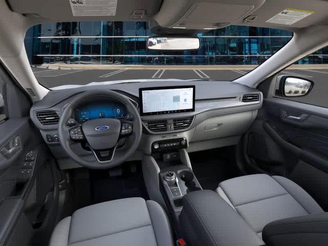 Photo of 2025 Star White Ford Escape