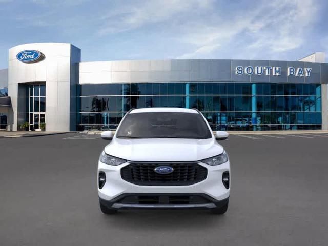 Photo of 2025 Star White Ford Escape