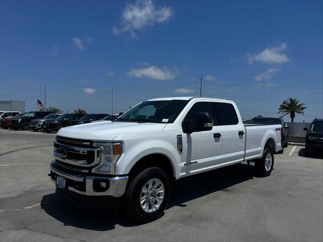 Photo of 2022 Oxford White Ford F-250