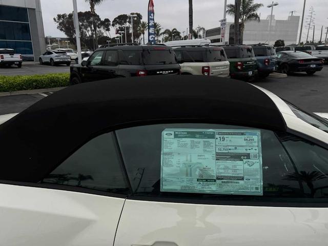 Photo of 2025 Wimbledon White Ford Mustang
