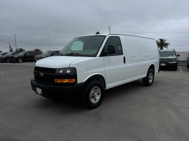2022 Chevrolet Express 3500